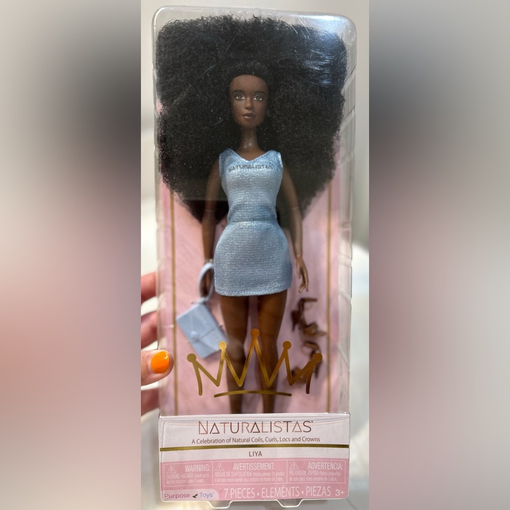Naturalistas doll Liya NWT